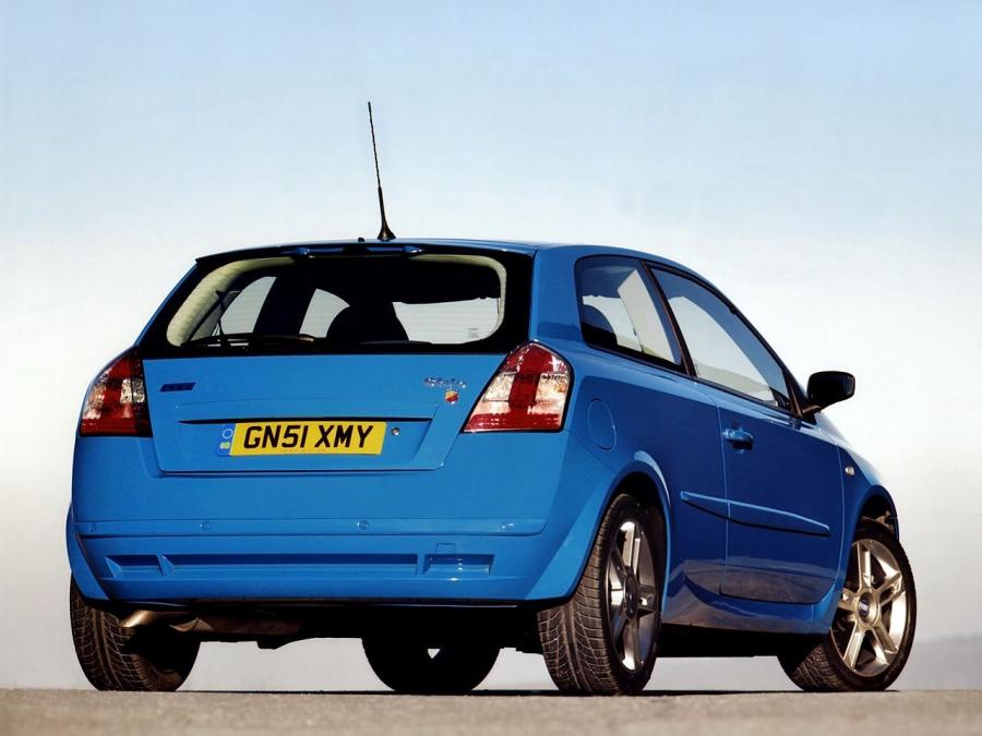  Fiat Stilo Abarth 3-Door 2001 года  (UK) (фото 6 из 12)